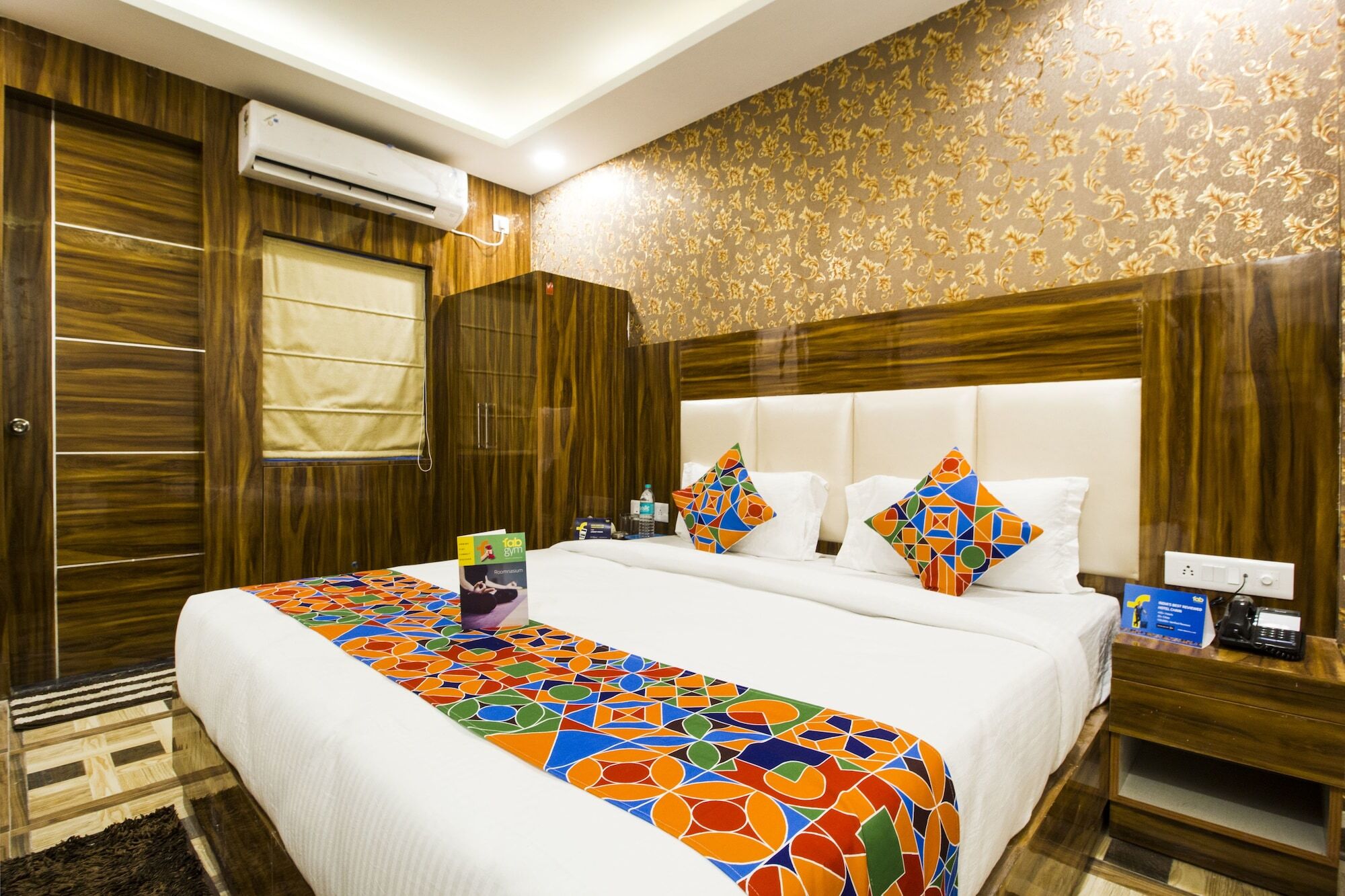 Fabhotel Olivia Suite New Delhi Bagian luar foto